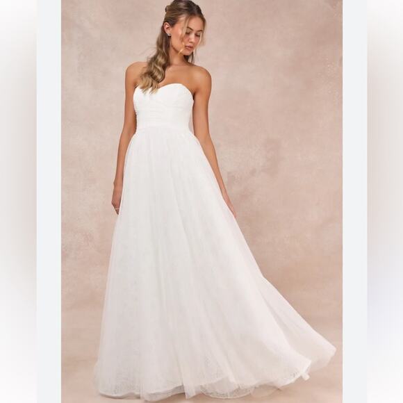 Lulus Blissful Forever White Tulle Lace Strapless Pleated Maxi Dress - Small New - Picture 1 of 8